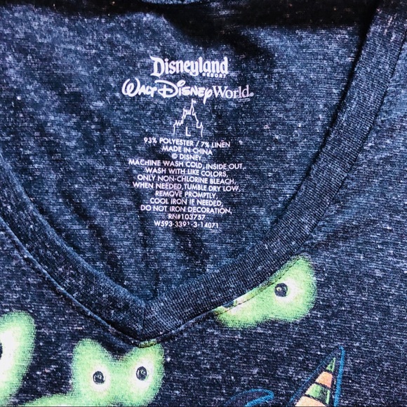 SOLD 💋L 🖤 Ghoul’s Night Out Minnie Mouse - Picture 3 of 4